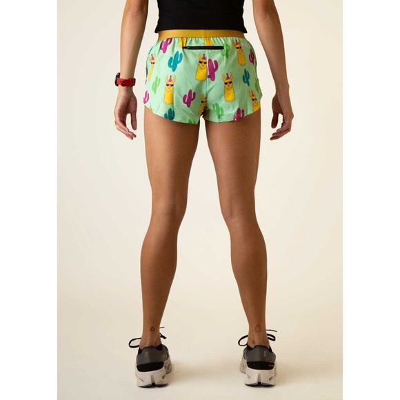 Chicknlegs Womens Green Llamas 1.5" Split Running Shorts Lined Size M - Picture 3 of 13